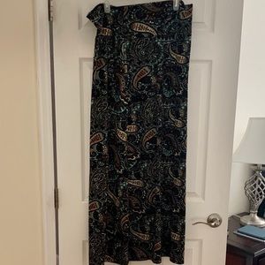 EUC Agnes&Dora buttery soft maxi skirt
